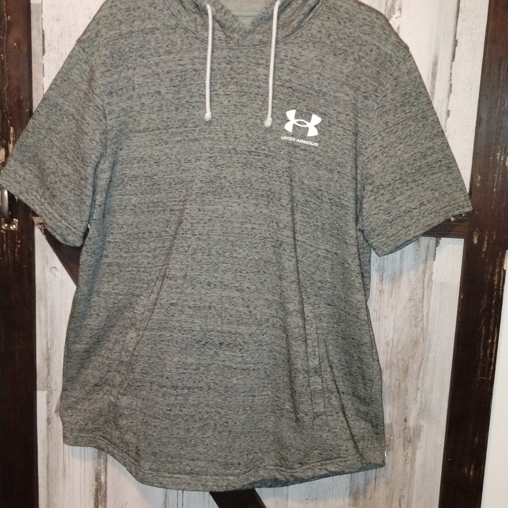Under Armour Men's Heathered Gray Hoodie